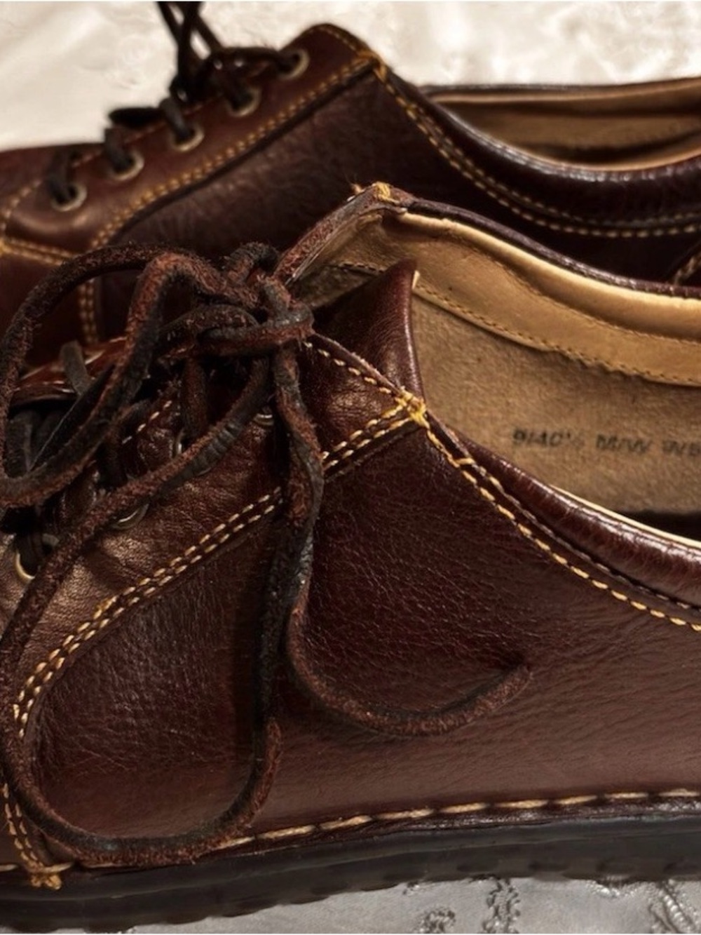 Born Brown Leather Lace-Up Oxford Comfort Shoes Women’s 9 Distressed Casual - Picture 3 of 9